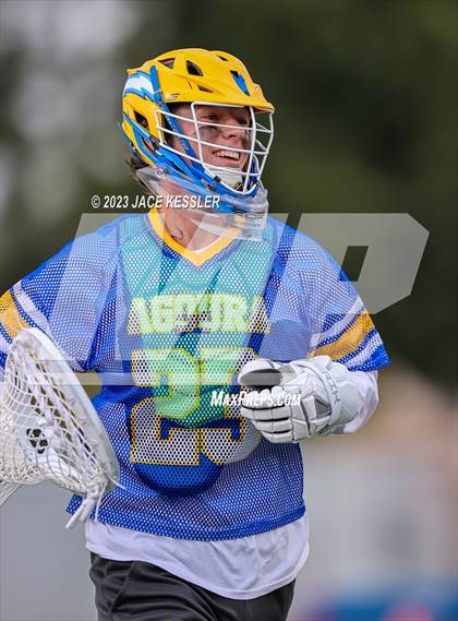 Thumbnail 3 in Agoura @ Crespi photogallery.