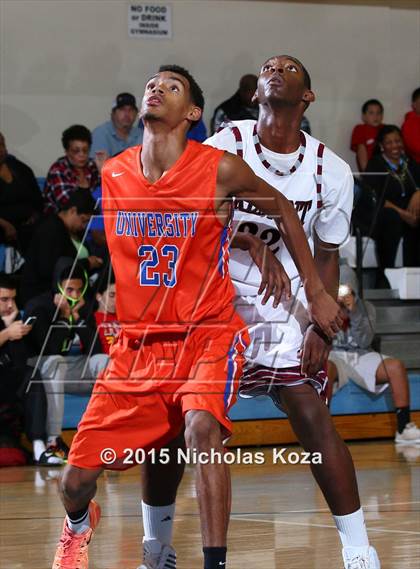 Thumbnail 1 in University vs. Fremont (MLK Showcase) photogallery.