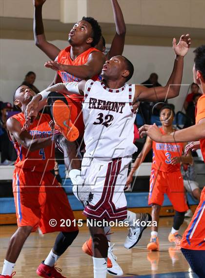 Thumbnail 2 in University vs. Fremont (MLK Showcase) photogallery.