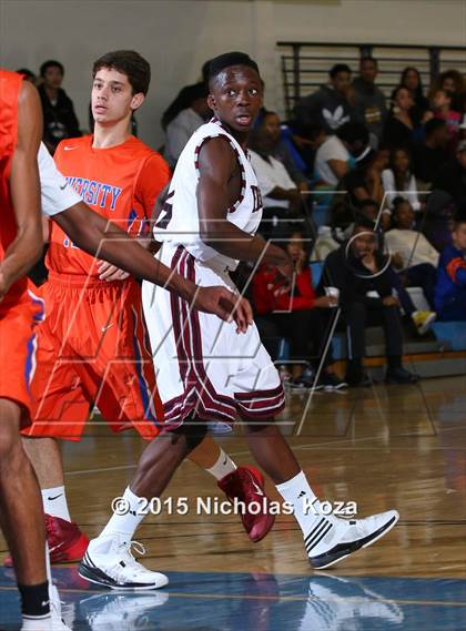 Thumbnail 3 in University vs. Fremont (MLK Showcase) photogallery.