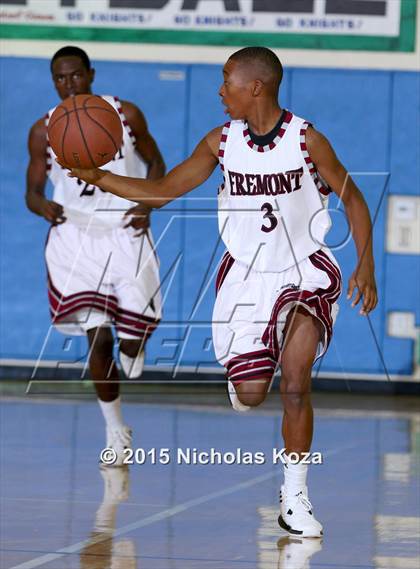 Thumbnail 1 in University vs. Fremont (MLK Showcase) photogallery.