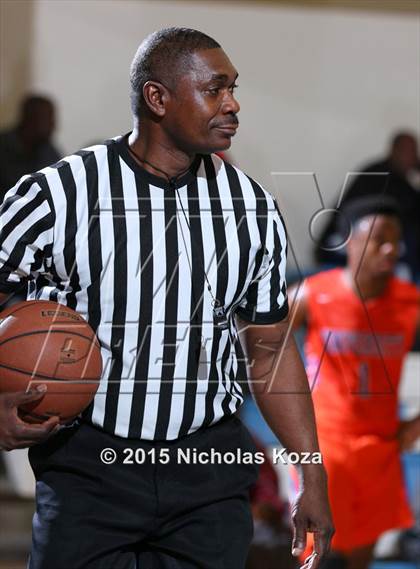 Thumbnail 3 in University vs. Fremont (MLK Showcase) photogallery.
