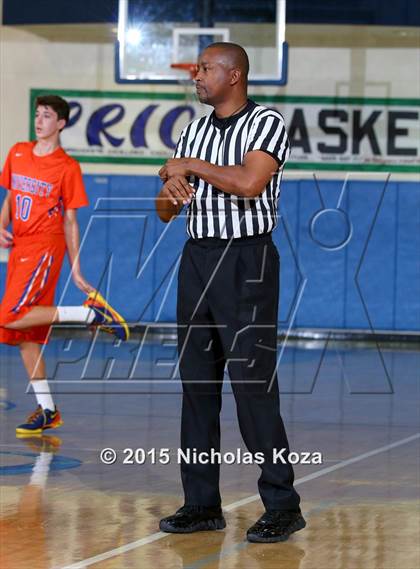 Thumbnail 3 in University vs. Fremont (MLK Showcase) photogallery.