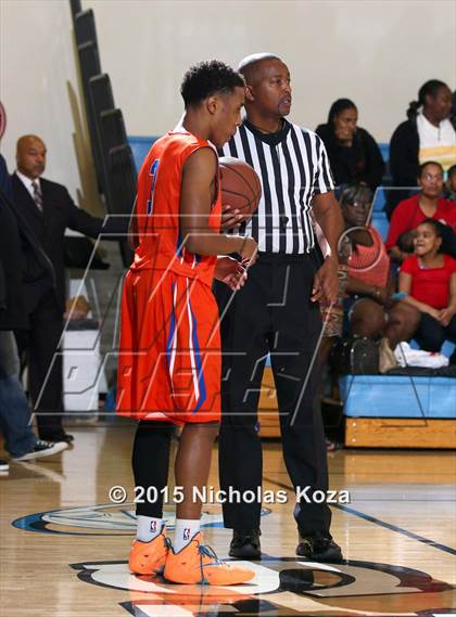 Thumbnail 2 in University vs. Fremont (MLK Showcase) photogallery.
