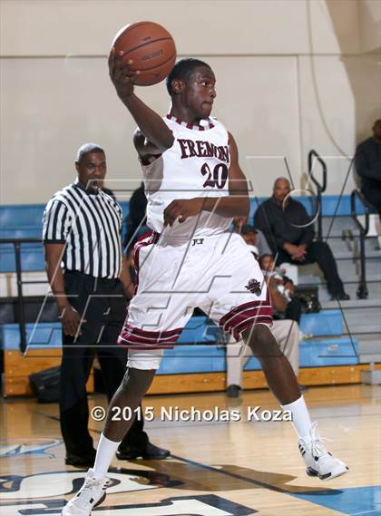 Thumbnail 3 in University vs. Fremont (MLK Showcase) photogallery.