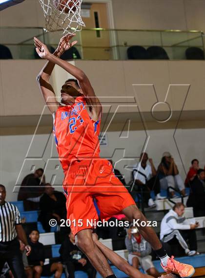 Thumbnail 2 in University vs. Fremont (MLK Showcase) photogallery.