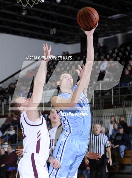 Thumbnail 3 in Pinckneyville vs Sesser-Valier (Benton Invitational Tournament) photogallery.