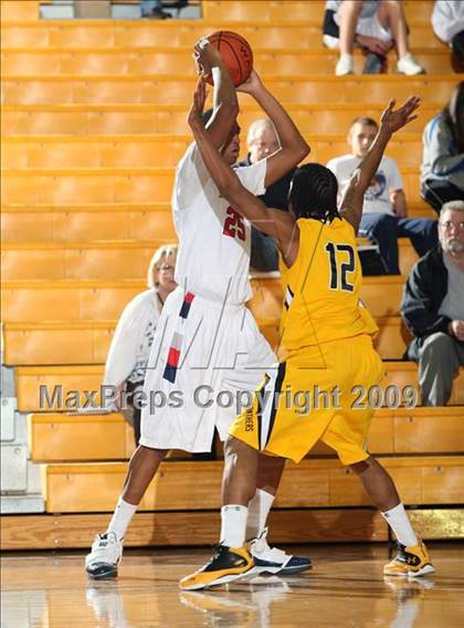 Thumbnail 3 in St. Frances Academy vs Milton (City of Palms Classic) photogallery.