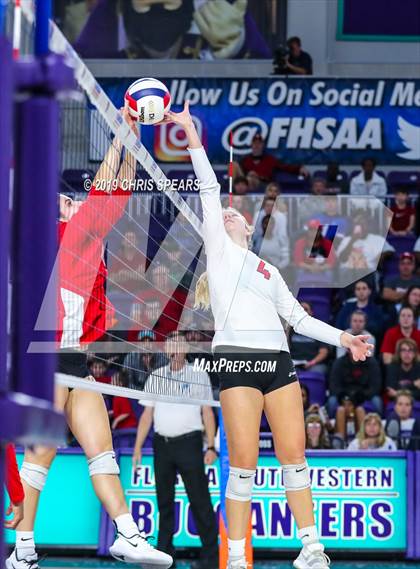 Thumbnail 3 in Santa Fe vs. Lake Highland Prep (FHSAA 4A Final) photogallery.