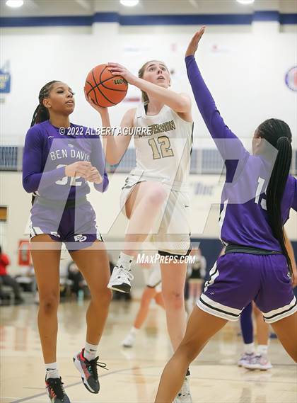 Thumbnail 3 in Ben Davis vs. Mt. Vernon (IHSAA 4A Regional Semifinal) photogallery.