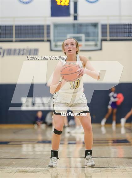 Thumbnail 3 in Ben Davis vs. Mt. Vernon (IHSAA 4A Regional Semifinal) photogallery.