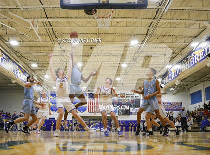 Thumbnail 3 in Boone County @ Newport Central Catholic photogallery.