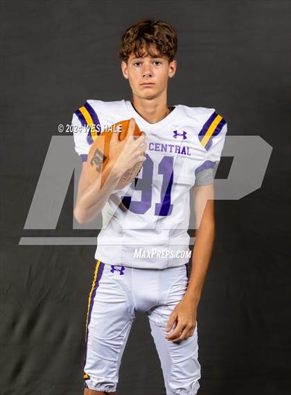 Thumbnail 2 in DeSoto Central (Team and Individual) photogallery.