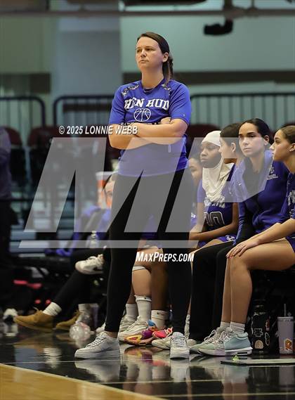 Thumbnail 2 in Hendrick Hudson vs Pelham Memorial (NYSPHSAA Section 1 Class A Semifinal) photogallery.