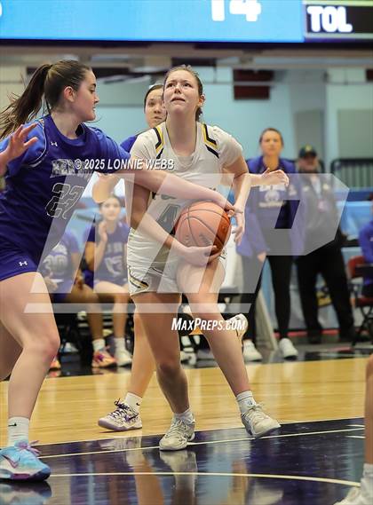 Thumbnail 2 in Hendrick Hudson vs Pelham Memorial (NYSPHSAA Section 1 Class A Semifinal) photogallery.