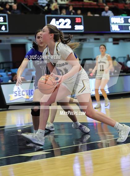 Thumbnail 1 in Hendrick Hudson vs Pelham Memorial (NYSPHSAA Section 1 Class A Semifinal) photogallery.