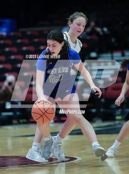 Thumbnail 1 in Hendrick Hudson vs Pelham Memorial (NYSPHSAA Section 1 Class A Semifinal) photogallery.