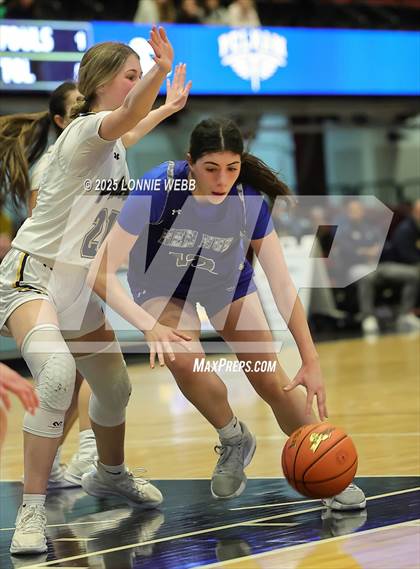 Thumbnail 1 in Hendrick Hudson vs Pelham Memorial (NYSPHSAA Section 1 Class A Semifinal) photogallery.