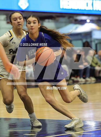Thumbnail 3 in Hendrick Hudson vs Pelham Memorial (NYSPHSAA Section 1 Class A Semifinal) photogallery.