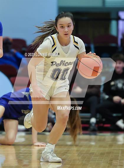 Thumbnail 1 in Hendrick Hudson vs Pelham Memorial (NYSPHSAA Section 1 Class A Semifinal) photogallery.