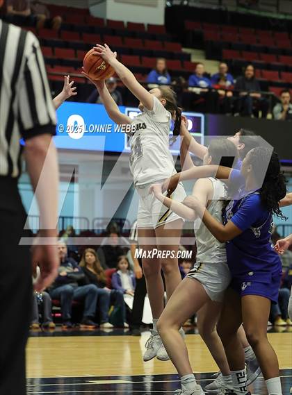 Thumbnail 3 in Hendrick Hudson vs Pelham Memorial (NYSPHSAA Section 1 Class A Semifinal) photogallery.