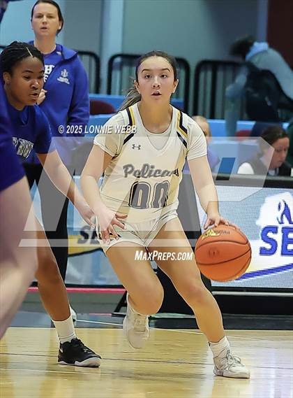 Thumbnail 1 in Hendrick Hudson vs Pelham Memorial (NYSPHSAA Section 1 Class A Semifinal) photogallery.
