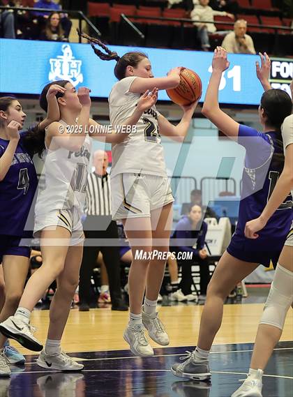 Thumbnail 2 in Hendrick Hudson vs Pelham Memorial (NYSPHSAA Section 1 Class A Semifinal) photogallery.