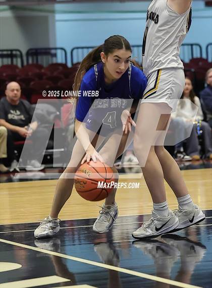Thumbnail 1 in Hendrick Hudson vs Pelham Memorial (NYSPHSAA Section 1 Class A Semifinal) photogallery.