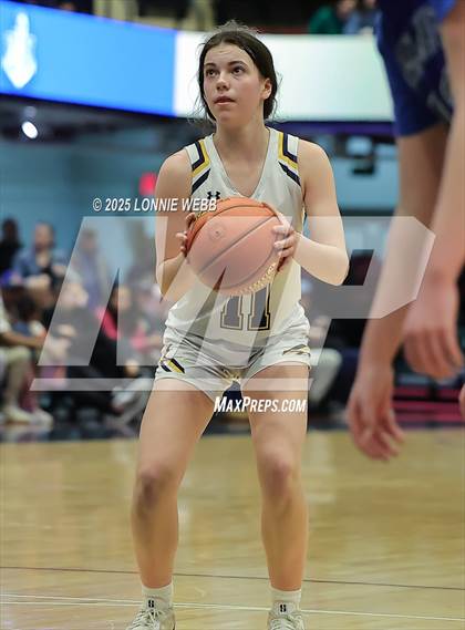 Thumbnail 3 in Hendrick Hudson vs Pelham Memorial (NYSPHSAA Section 1 Class A Semifinal) photogallery.