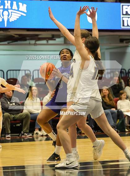 Thumbnail 2 in Hendrick Hudson vs Pelham Memorial (NYSPHSAA Section 1 Class A Semifinal) photogallery.