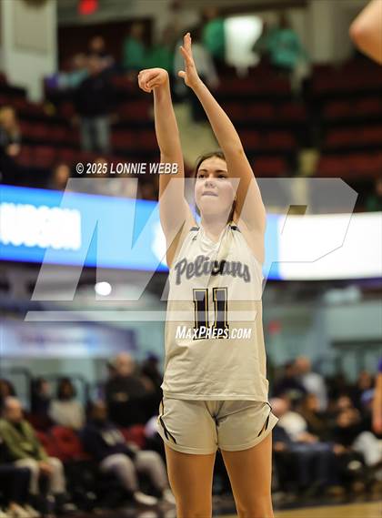 Thumbnail 2 in Hendrick Hudson vs Pelham Memorial (NYSPHSAA Section 1 Class A Semifinal) photogallery.