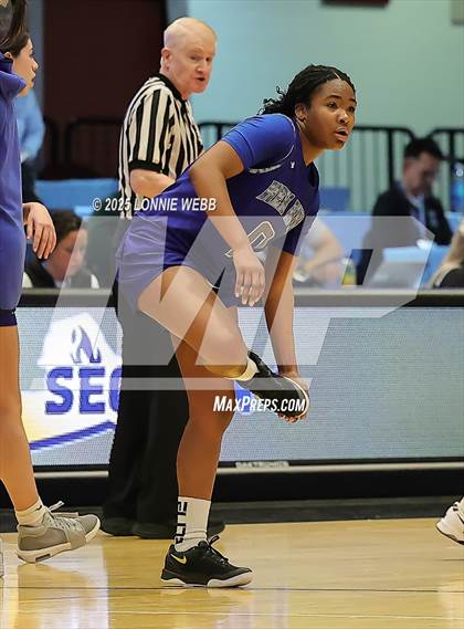 Thumbnail 2 in Hendrick Hudson vs Pelham Memorial (NYSPHSAA Section 1 Class A Semifinal) photogallery.