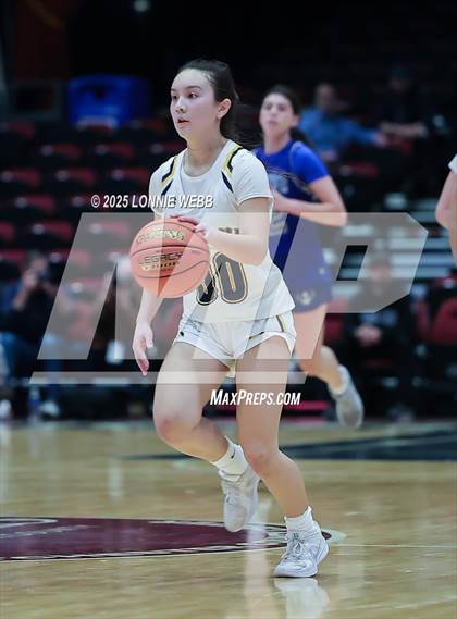 Thumbnail 1 in Hendrick Hudson vs Pelham Memorial (NYSPHSAA Section 1 Class A Semifinal) photogallery.