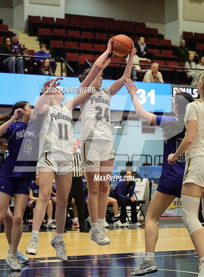 Thumbnail 3 in Hendrick Hudson vs Pelham Memorial (NYSPHSAA Section 1 Class A Semifinal) photogallery.
