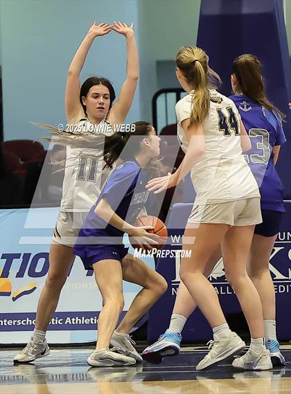 Thumbnail 1 in Hendrick Hudson vs Pelham Memorial (NYSPHSAA Section 1 Class A Semifinal) photogallery.