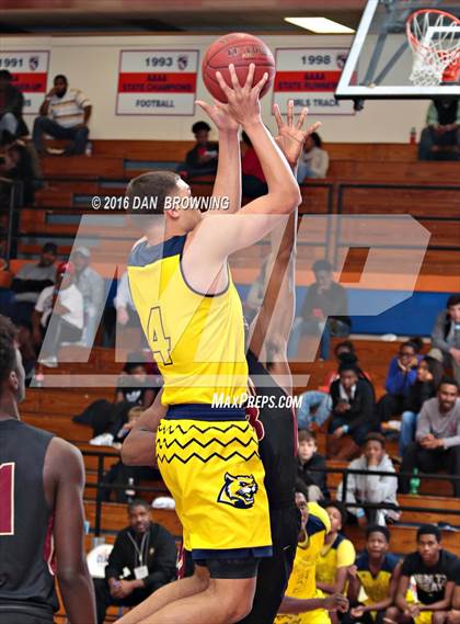 Thumbnail 2 in Cannon vs. Wheeler (Chick-Fil-A Classic) photogallery.