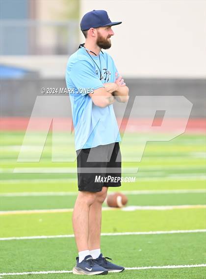 Thumbnail 1 in Deer Valley vs. La Joya Community (Goldwater 7 on 7 Tournament) photogallery.