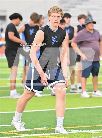 Thumbnail 3 in Deer Valley vs. La Joya Community (Goldwater 7 on 7 Tournament) photogallery.