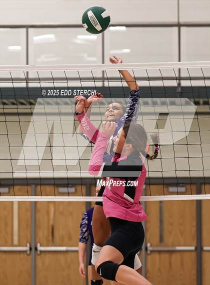 Thumbnail 2 in JV: Caverna @ Green County photogallery.