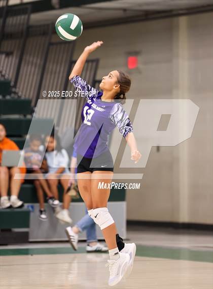 Thumbnail 1 in JV: Caverna @ Green County photogallery.