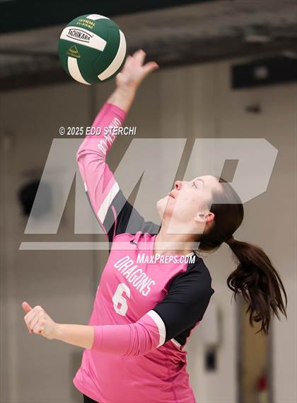 Thumbnail 2 in JV: Caverna @ Green County photogallery.