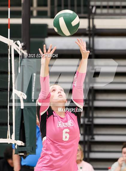 Thumbnail 3 in JV: Caverna @ Green County photogallery.