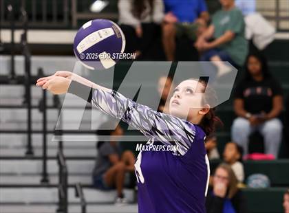 Thumbnail 1 in JV: Caverna @ Green County photogallery.