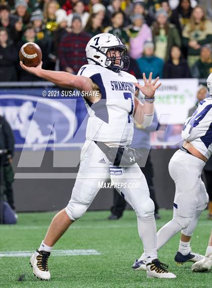 Thumbnail 2 in North Reading vs. Swampscott (MIAA Division 5 Final) photogallery.