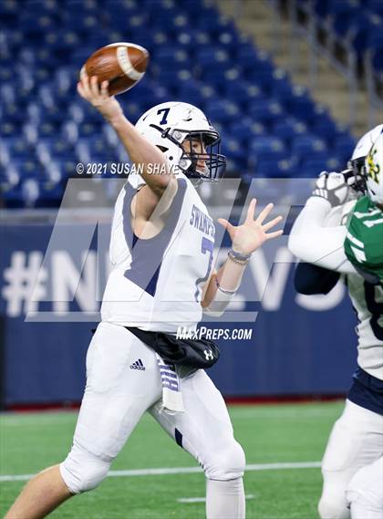 Thumbnail 3 in North Reading vs. Swampscott (MIAA Division 5 Final) photogallery.