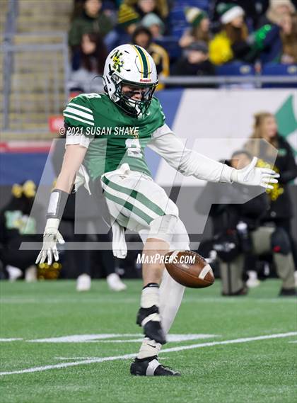 Thumbnail 2 in North Reading vs. Swampscott (MIAA Division 5 Final) photogallery.