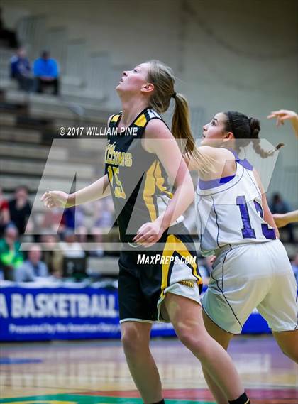 Thumbnail 1 in Port Jefferson vs. South Seneca (NYSPHSAA Class C Semifinal) photogallery.