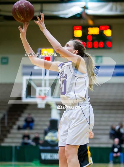 Thumbnail 1 in Port Jefferson vs. South Seneca (NYSPHSAA Class C Semifinal) photogallery.