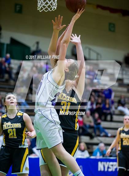Thumbnail 2 in Port Jefferson vs. South Seneca (NYSPHSAA Class C Semifinal) photogallery.