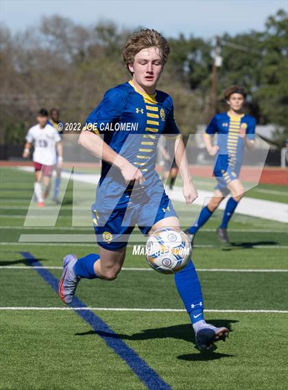 Thumbnail 3 in Alamo Heights vs Flour Bluff (Alamo Heights Invitational) photogallery.